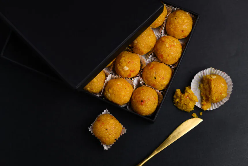 Ghee Motichur Laddu Plate