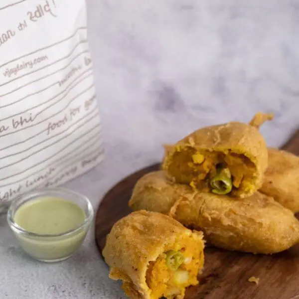 Mirchi Vada